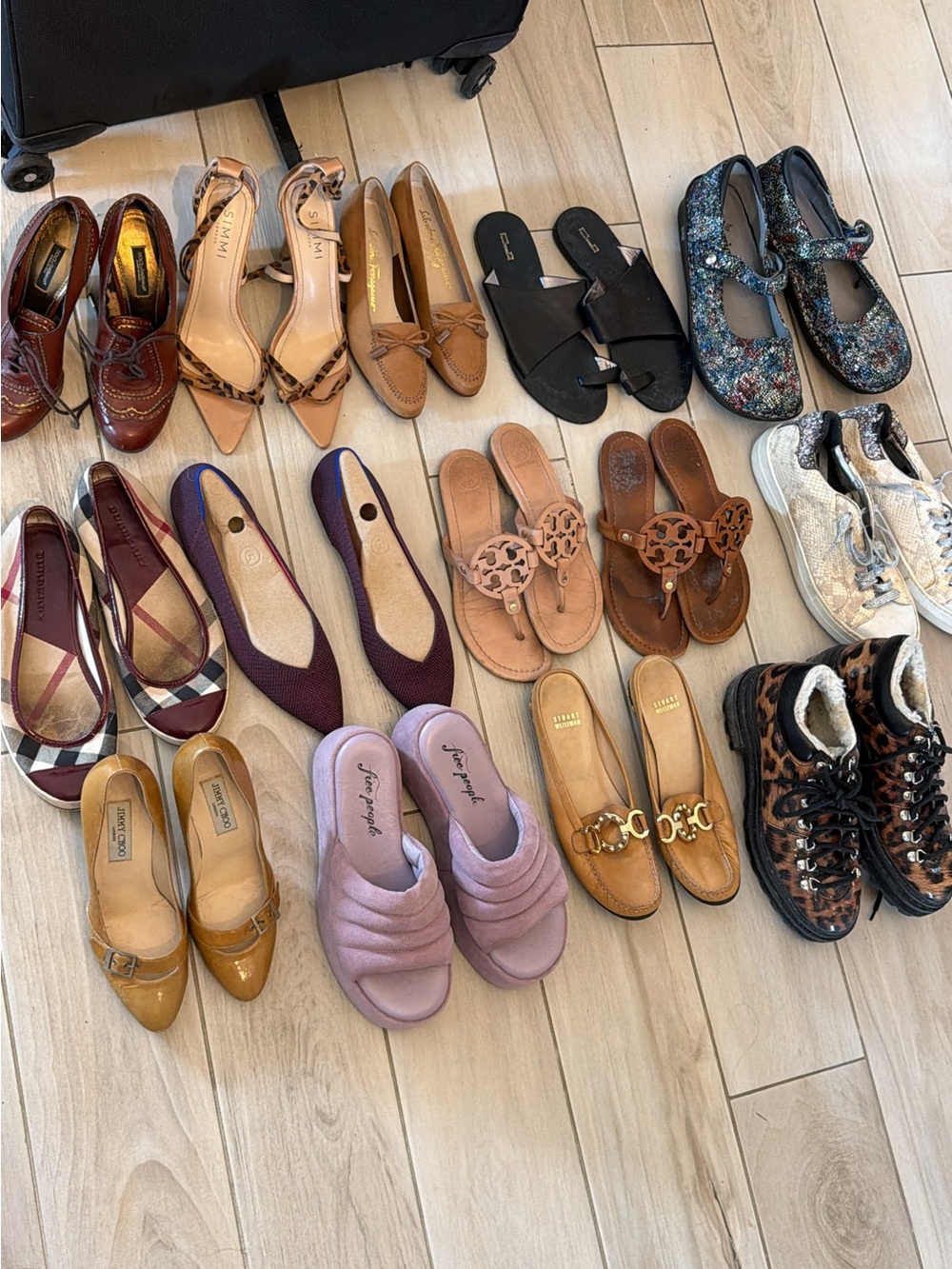 Assorted Women's Shoes - Mixed Colors Collection